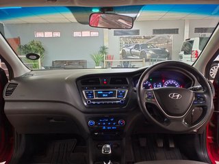 2015 Hyundai i20 1.4 N Series - photo 4