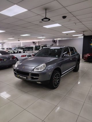 2003 Porsche Cayenne S AUTO - photo 3