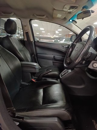 2012 Dodge Caliber 2.0 SXT AUTO - photo 2