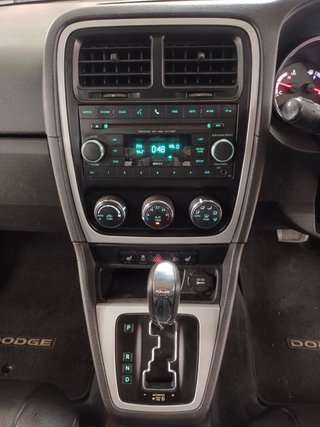 2012 Dodge Caliber 2.0 SXT AUTO - photo 5