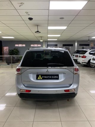 2014 Mitsubishi Outlander 2.4 GLS ECXEED 4WD 7-SEATER - photo 5