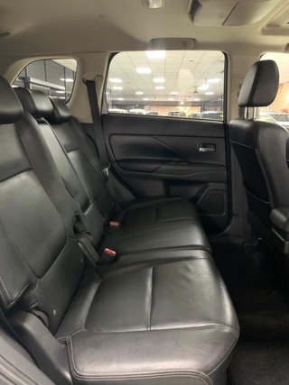 2014 Mitsubishi Outlander 2.4 GLS ECXEED 4WD 7-SEATER - photo 3