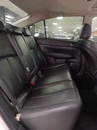 2010 Subaru Legacy 2.5 GT - photo 3