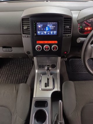 2012 Nissan Navara 2.5 dCi LE AUTO DOUBLE-CAB - photo 5