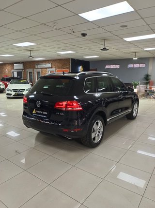 2011 Volkswagen Touareg 4.2 V8 TDI AUTO - photo 1