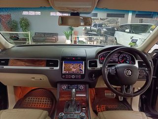 2011 Volkswagen Touareg 4.2 V8 TDI AUTO - photo 4