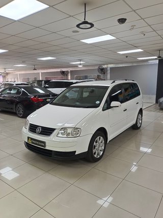 2007 Volkswagen Touran 1.9 TDI TRENDLINE AUTO - photo 3