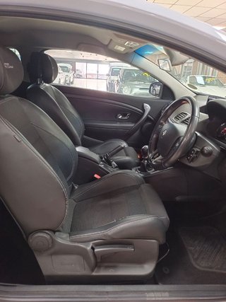 2015 Renault Megane lll 1.2T GT-LINE - photo 2