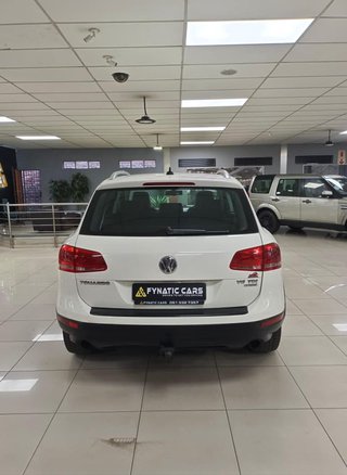 2011 Volkswagen Touareg 3.0 V6 TDI AUTO BLUEMOTION - photo 5