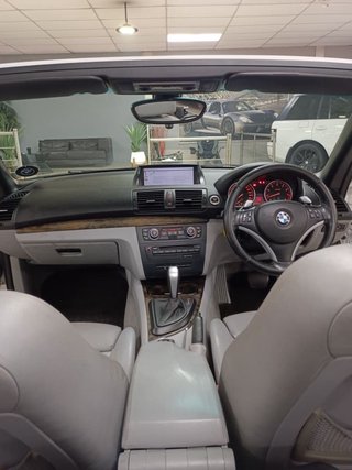 2008 BMW 1 Series 135i CONVERTIBLE AUTO - photo 4