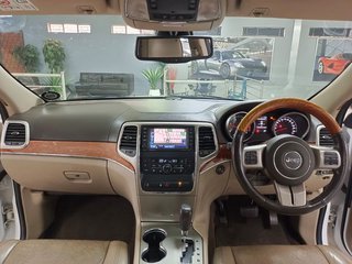 2012 Jeep Grand Cherokee 3.0 V6 CRD OVERLAND - photo 4
