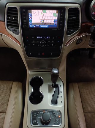 2012 Jeep Grand Cherokee 3.0 V6 CRD OVERLAND - photo 5