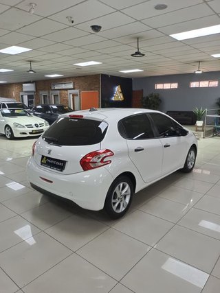 2015 Peugeot 208 1.0 VTi ACCESS 5-DR - photo 1