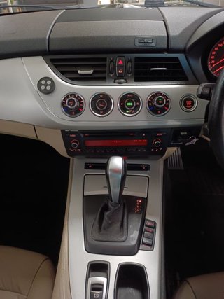 2010 BMW Z4 sDRIVE23i AUTO - TOW AWAY - photo 3