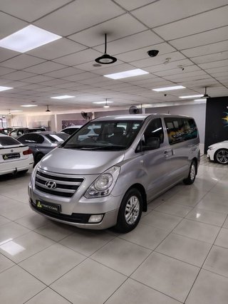 2017 Hyundai H-1 2.5 CRDi | ELITE AUTO - photo 3