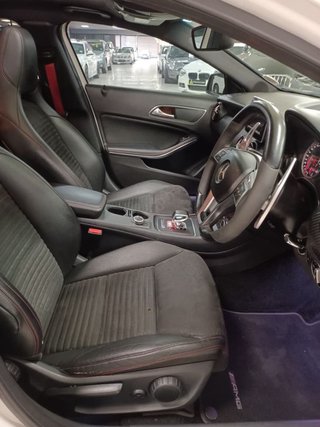 2013 Mercedes-AMG A-Class A45 AMG 4MATIC - photo 2