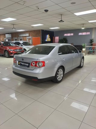 2006 Volkswagen Jetta 2.0 TDI HIGHLINE - photo 1