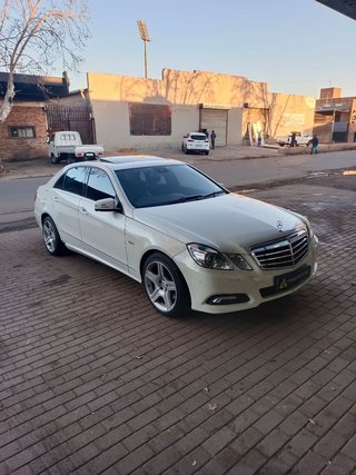 Mercedes-Benz E-Class Used vehicle for sale