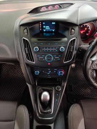2018 Ford Focus 2.0 ECOBOOST ST1 - photo 5