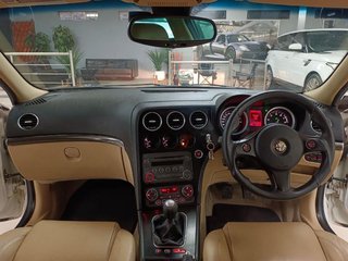 2011 Alfa Romeo 159 3.2 V6 Q4 - photo 4