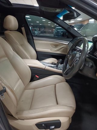 2015 BMW 5 Series 520i AUTO - photo 2