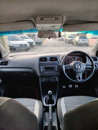 2011 Volkswagen Polo 1.6 TDI Cross - photo 6