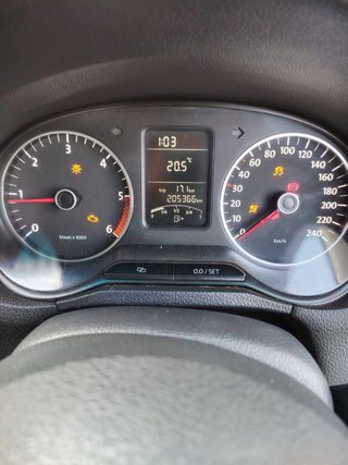 2011 Volkswagen Polo 1.6 TDI Cross - photo 8