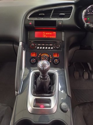 2011 Peugeot 3008 1.6 VTi Comfort | Access - photo 5