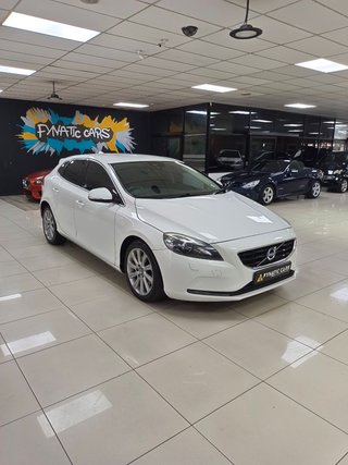 Volvo V40 Used vehicle for sale