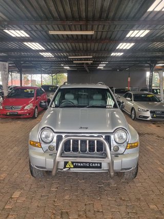 2007 Jeep Cherokee 2.8 CRD Renegade Auto - photo 2
