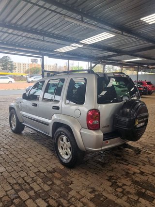 2007 Jeep Cherokee 2.8 CRD Renegade Auto - photo 5