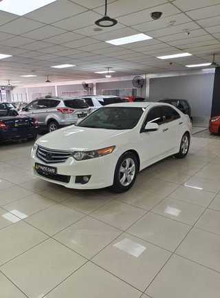 2010 Honda Accord 2.0i Auto - photo 3