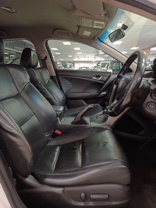 2010 Honda Accord 2.0i Auto - photo 2