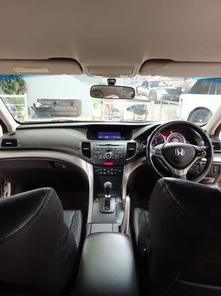 2010 Honda Accord 2.0i Auto - photo 3