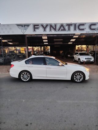 2014 BMW 3 Series 316i Sport - photo 3