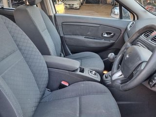 2011 Renault Scenic III 1.6 Expression - photo 4
