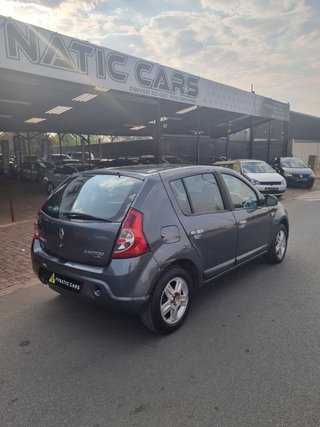 2011 Renault Sandero 1.6 Dynamique - photo 2
