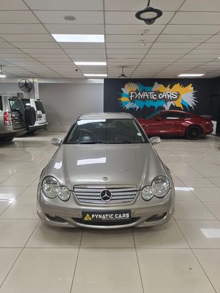 2005 Mercedes-Benz C-Class C 230K Coupe - photo 2