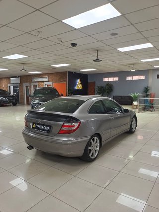 2005 Mercedes-Benz C-Class C 230K Coupe - photo 1