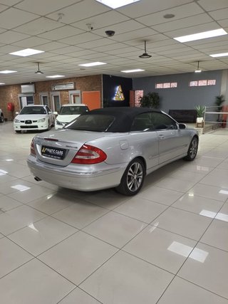 2005 Mercedes-Benz CLK 320 Coupe Auto - photo 1