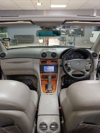 2005 Mercedes-Benz CLK 320 Coupe Auto - photo 4