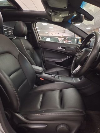 2017 Mercedes-Benz A-Class A 220d Urban Auto - photo 2