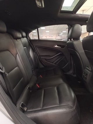 2017 Mercedes-Benz A-Class A 220d Urban Auto - photo 3