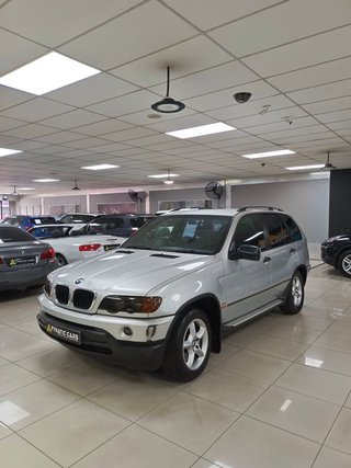 2002 BMW X5 3.0 - photo 3