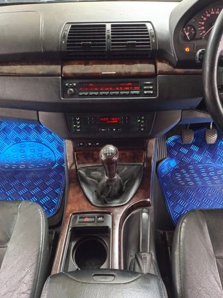 2002 BMW X5 3.0 - photo 5