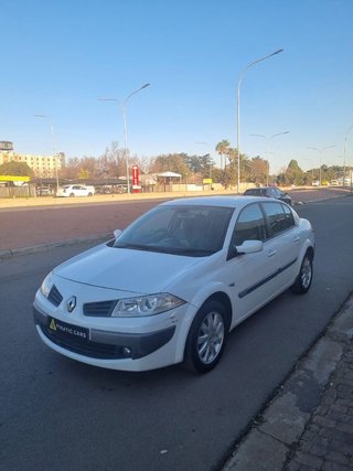 2007 Renault Megane II 1.6 Dynamique 5-dr - photo 3