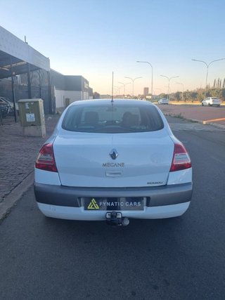 2007 Renault Megane II 1.6 Dynamique 5-dr - photo 1