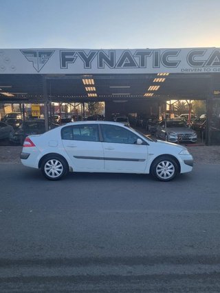 2007 Renault Megane II 1.6 Dynamique 5-dr - photo 3