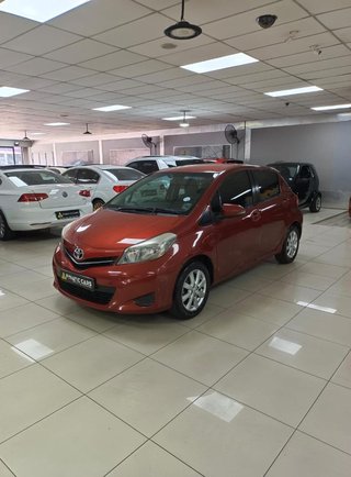 2013 Toyota Yaris 1.0 XI 5-dr - photo 3
