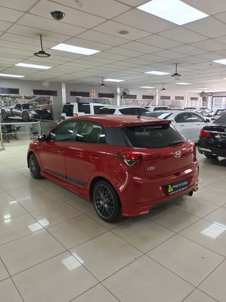 2015 Hyundai i20 1.4 N Series - photo 4
